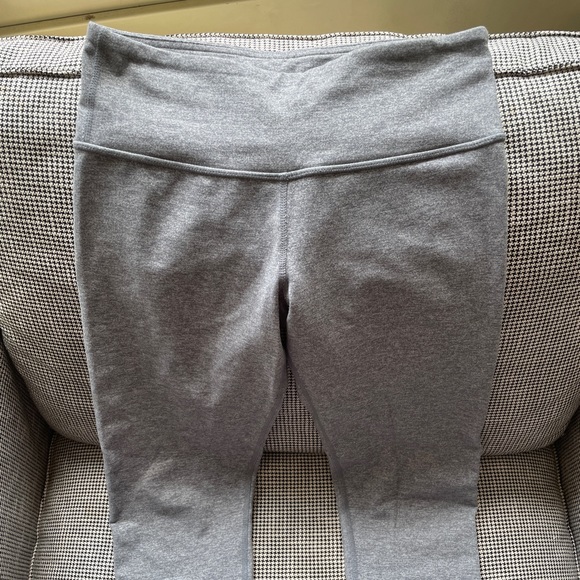 Lululemon Cropped legging - Picture 2 of 5